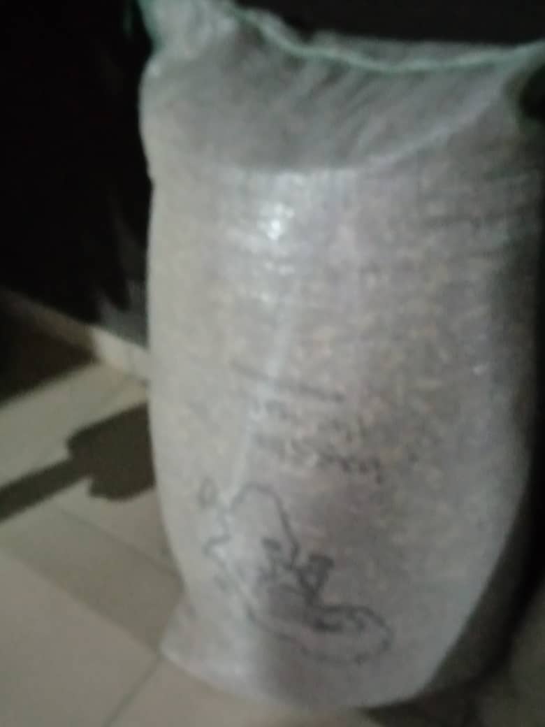 Beans ( olo 2). Bag)