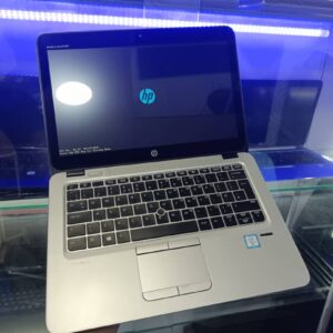 HP Elitebook 820 G3 -TOUCHSCREEN